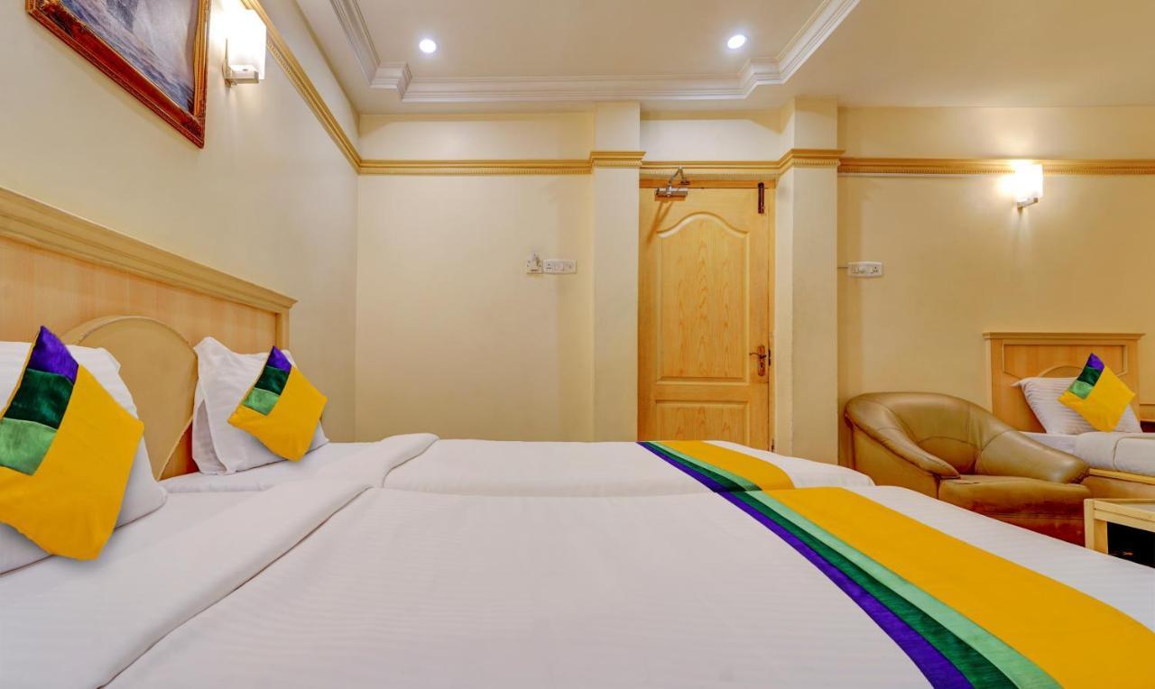 Itsy Hotels Coastal Grand Sathyam Fort Exterior photo